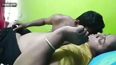 Desi Bhabhi Blowjob and Fucking