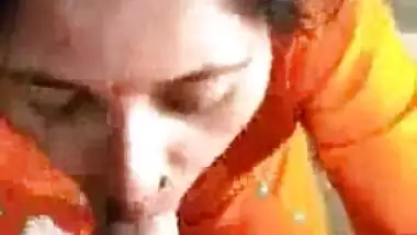 Sexy Gujarati Aunty Choking After Nice Blowjob