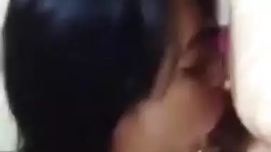 Indian whore sucking like a lollopop