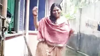 indian milf bathing