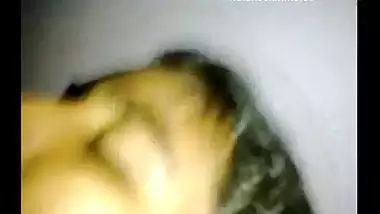 Desi Indian Guy With Indian Randi Giving Blowjob & Kiss Scandal