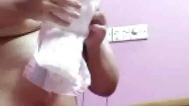 Bangladeshi sex video chat of chubby bhabhi