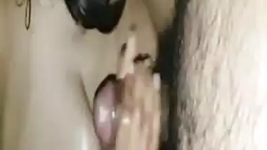 Big boobs desi bhabhi handjob Part 2