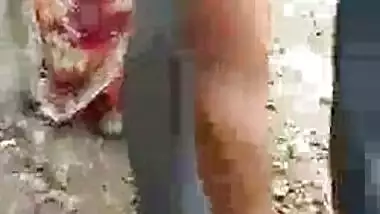 Sexy Kannada Aunty Caught Having Sex Outside