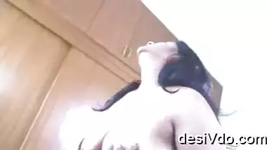 Indian Hit busty leela aunty