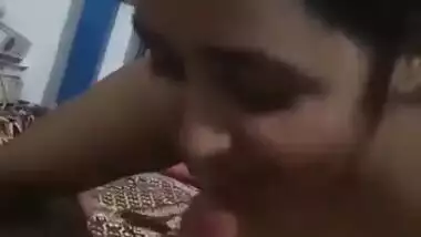 Cute housewife blowjob Pakistan sex video