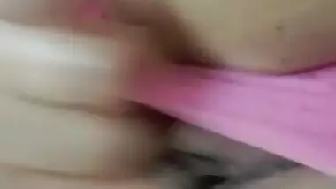 Indian aunty showing her mature pussy