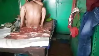 देसी माल आंटी ने जवान कुंवारे भतीजे से चोदा चोदी की