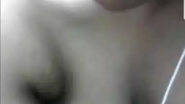 Srilankan girlfriend nude video call viral clip