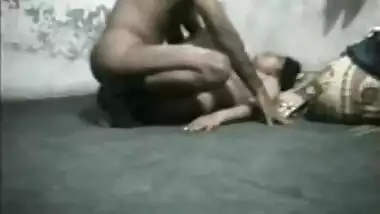 Trashy sex bhabi gets slammed in an empty room 