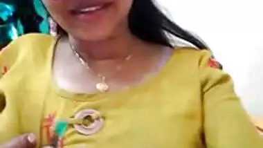 Indian Hot Slim Girl Sucking Her Lover Dick