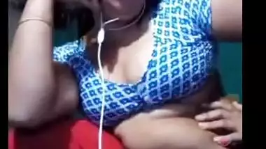 big navel aunty video chat