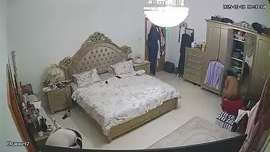 Couple in bedroom with wife walking nude in FSI xxx