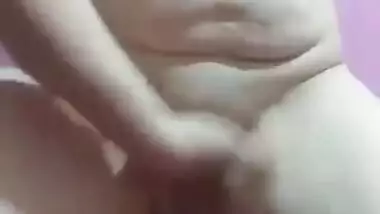 Hot desi girl Masturbating