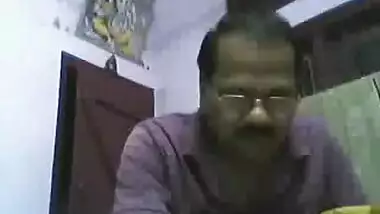 Assamease couple homemade webcam sex leaked...