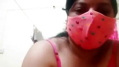 Desi Indian Divya Rani Aunty Webcam Video