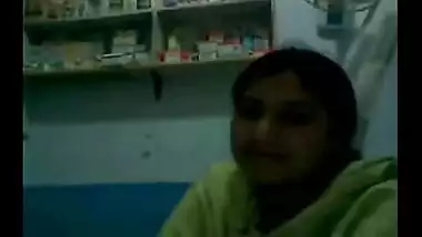 Indian medicine shop bhabhi masturbation on cam