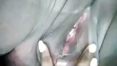 Desi fatty aunty show her sexy pussy