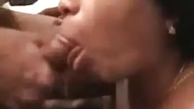 Indian BBW Aunty Whore Loves Sucking Cock
