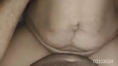 Tamil wife hubby fingering pussy with cum