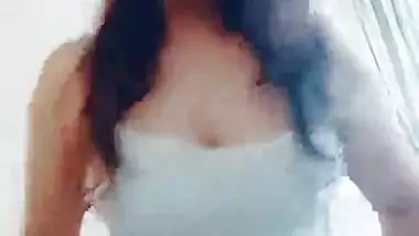 Desi Chubby Girl Big Tits and Cleavage