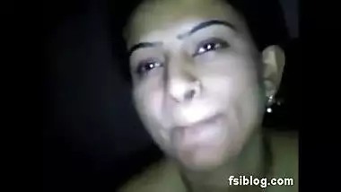 very pretty bhabhi smoking & teasing boyfriend