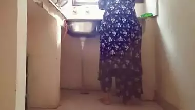 Pinay Indian Wife Wants To Get Fucked In Kitchen While Standing