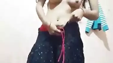 Horny bhabhi mms many videos part 1