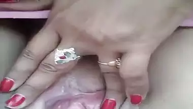 desi bhabhi fingering