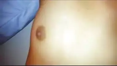 देसी छोटे बच्चों का सेक्सी वीडियो युवा सेक्सी किशोर लड़की के साथ