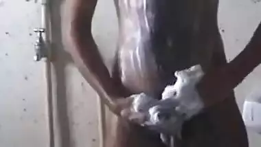 Amateur sex tape from horny Indian couple.