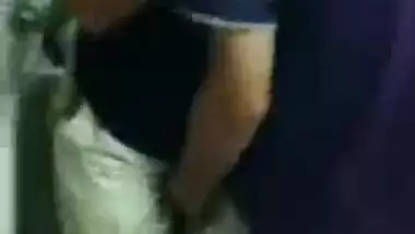 Fingering Pussy Of Nepali Girl In Metro