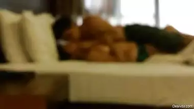 Desi couple Honeymoon clip leaked