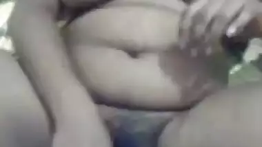 Desi Sexy fatty bhabhi