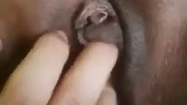 Desi fresh pussy exposed