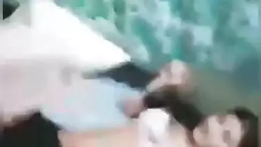 Paki paramours sex MMS video dripped online