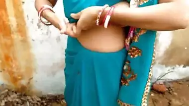 Risky Public Desi Sex. Indian Mom Fucked by Son In Barn Outdoors.