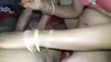 Desi Bhabi Hanjob and Fucking