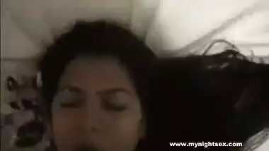 Mote doodh wali Mallu padosan ki chudai ka desi porn video