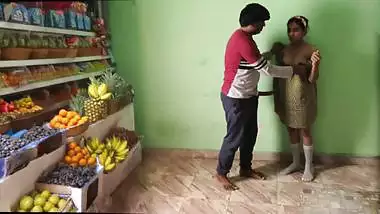 Viral Indian Fruit seller Fucking MMS