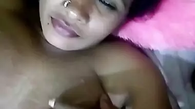 Rich Indian Dehati wife showing boobs to lover