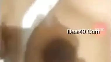 Desi wench with nose piercing brings some porn in the video call