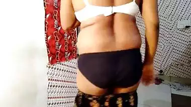 Hot Pakistani XXX Girl Nanga Dance for Boyfriend Indian Nanga Mujra