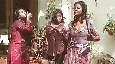 Desi Girls On Holi