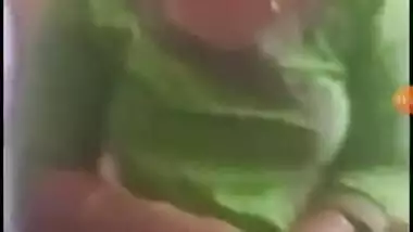 साउथ की मल्लू भाभी का होममेड ब्लोव्जोब वीडियो