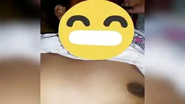 Desi Pussy And Nice Boobs