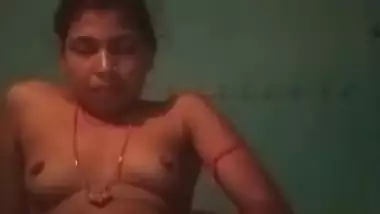 Desi bhabi show her body village