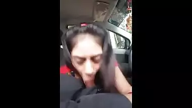 Cheating Indian wife gives outdoor blowjob to husbandâ€™s friend