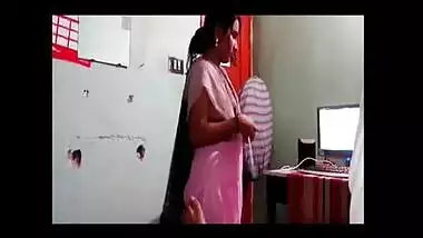 Mature gujrati village aunty after sex leaked mms