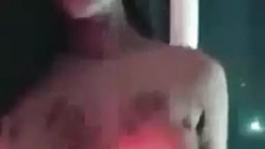 Hot Poonam Pandey Exposing Boobs At Striptease